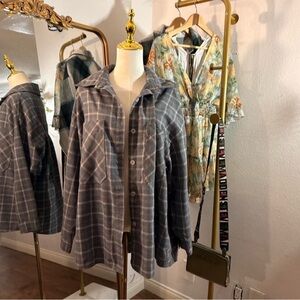 & Other Stories Gray Plaid Button-Up Shacket